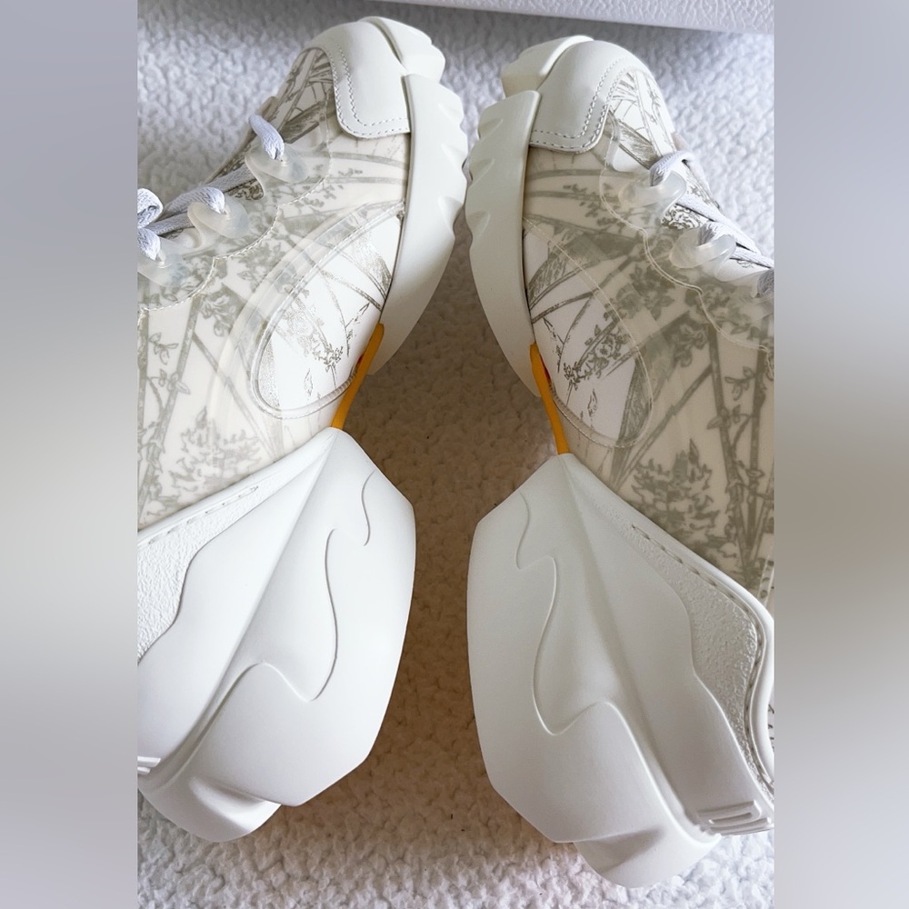 Authentic Christian Dior Women’s D-Connect Sneakers Printed Technical Fabric - Picture 8 of 16